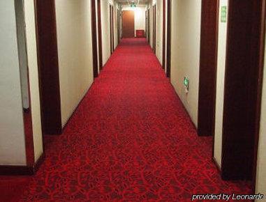 Super 8 Beijing Guang Ming Qiao Hotel Exterior photo